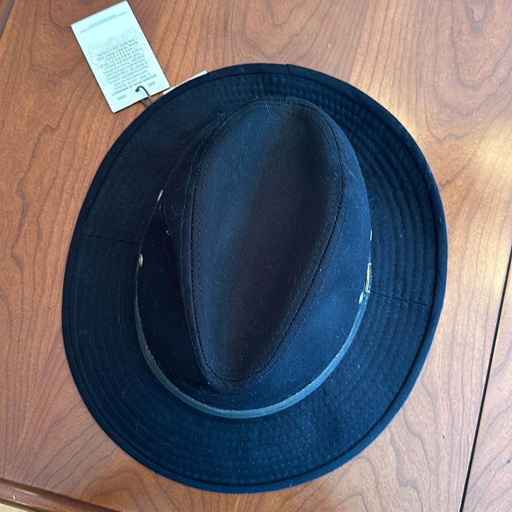 NWT Stetson rain/UV Sun protection hat.